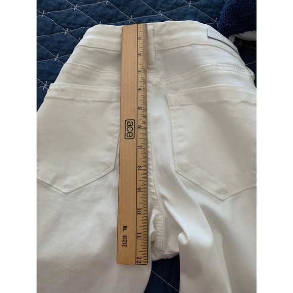 BLANK NYC Jeans in White w/ Bell Bottoms - Picture 8 of 9